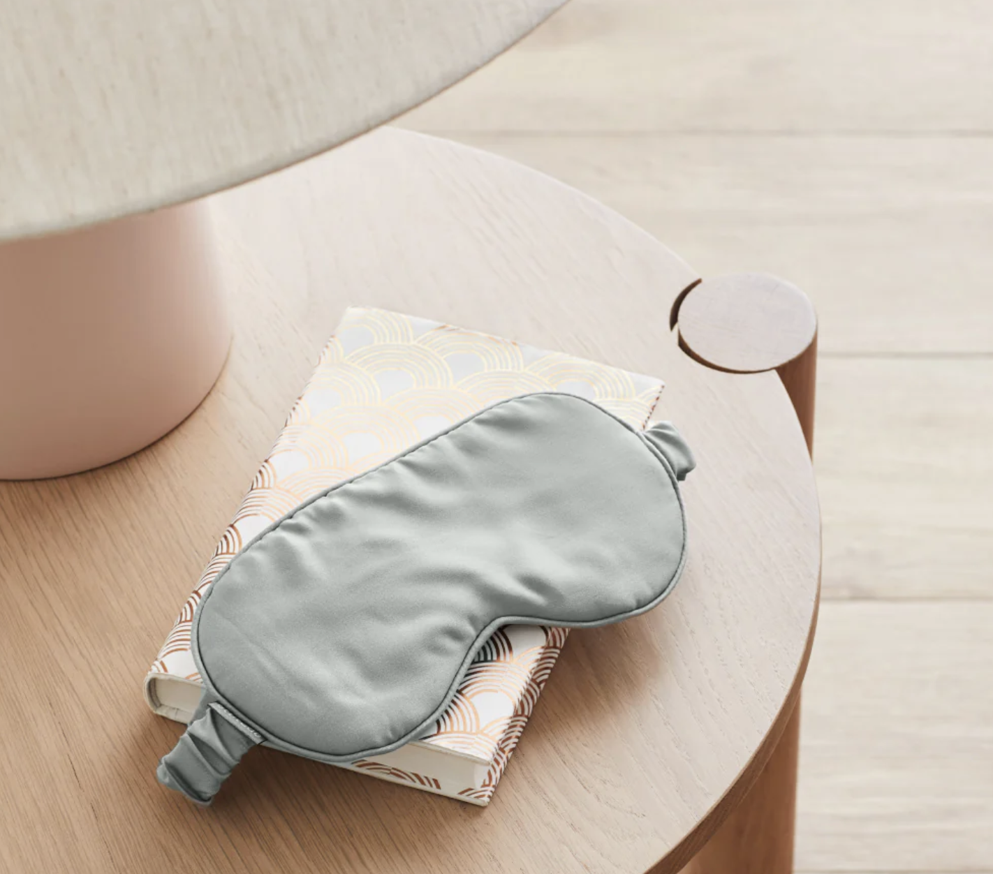 Ettitude bamboo eye mask comes highly recommended to block out sunlight